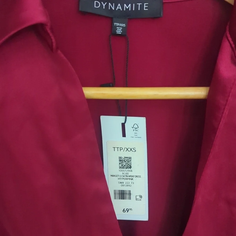 Women's Dynamite Deep Red Satin CollarShirt Dress With Ruching - Size XS XXS New - Picture 4 of 6